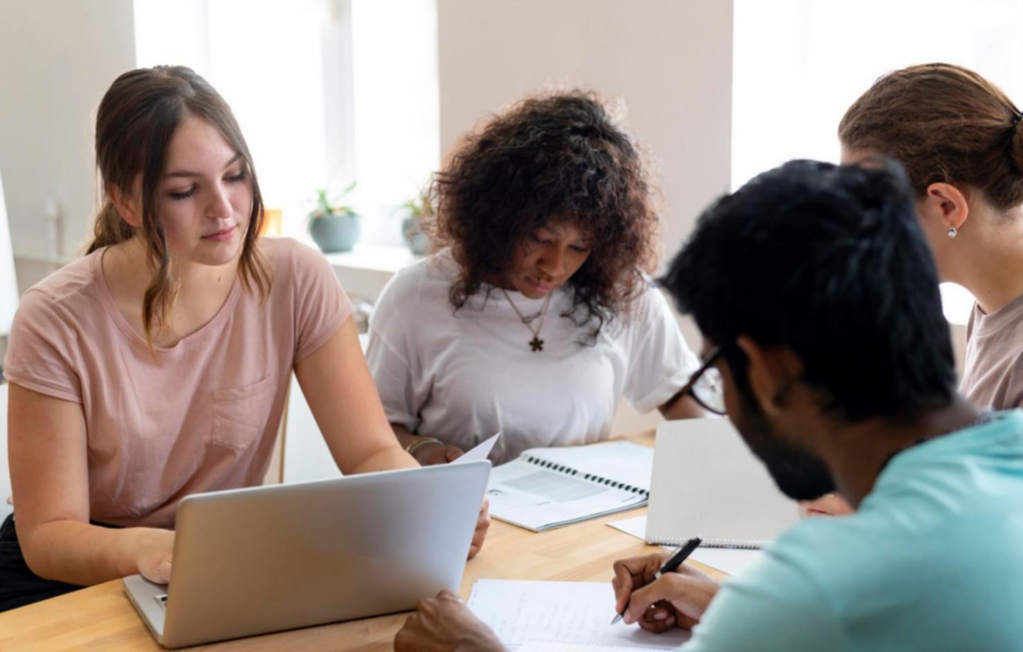 Simulacro de negociación financiera empresarial